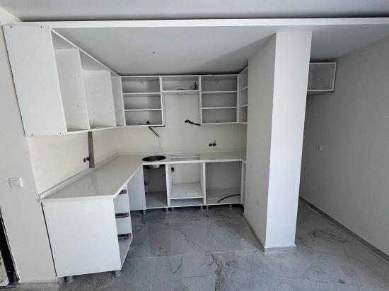 Gümüldür  de Satılık Bahçeli 3+1 Villa Denize 600 Metre Mesafededir